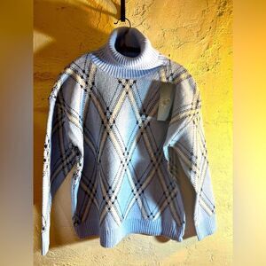 Women’s 100% cashmere Sweater NWT, loose turtleneck, baby blue, grey blk  L/XL